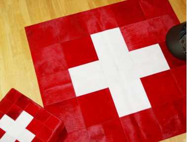 Tapis drapeau Suisse en Peau de vache