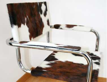 "Harry" cowhide chair with armrest