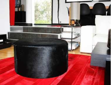 Bilbao Round Pouf in Black Dyed Cowhide