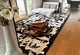 Two custom-made cowhide rugs delivered to Luxembourg: the excellence of French know-how